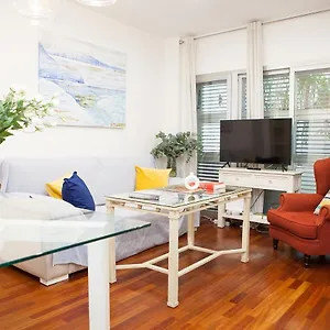 Charming With Pool And Garage Appartement Séville